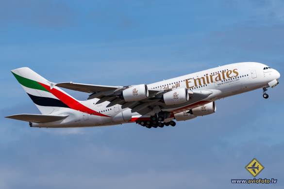 Airbus A380-861